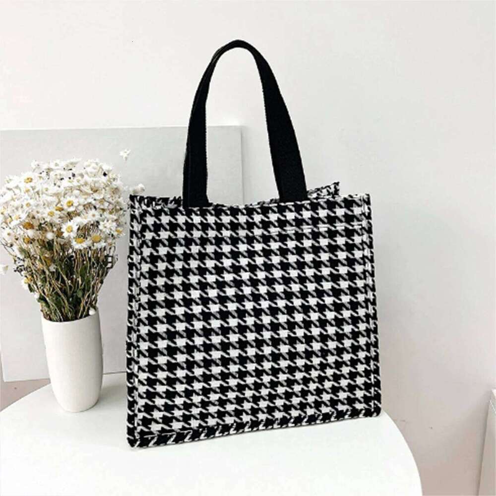 Black large capacity casual thousand-bird underarm handbag fashion Tote female ins shoulder bag a pack XJ260306