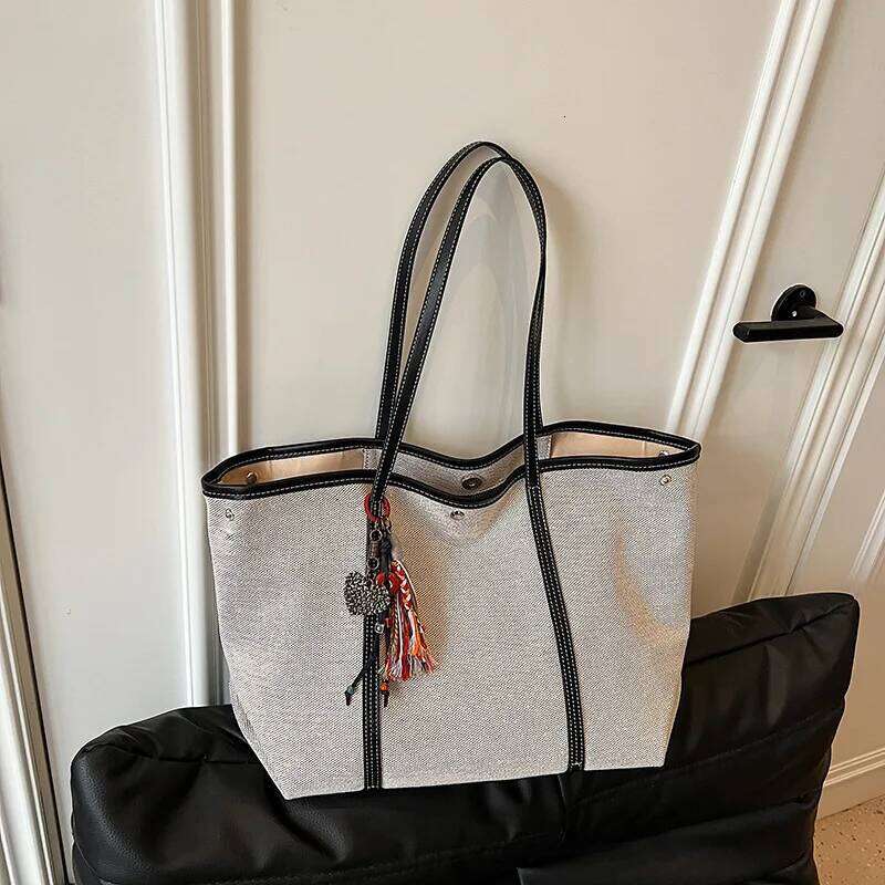 High end niche patchwork tote for women's summer fashion, versatile and simple one shoulder underarm bag XJ260306