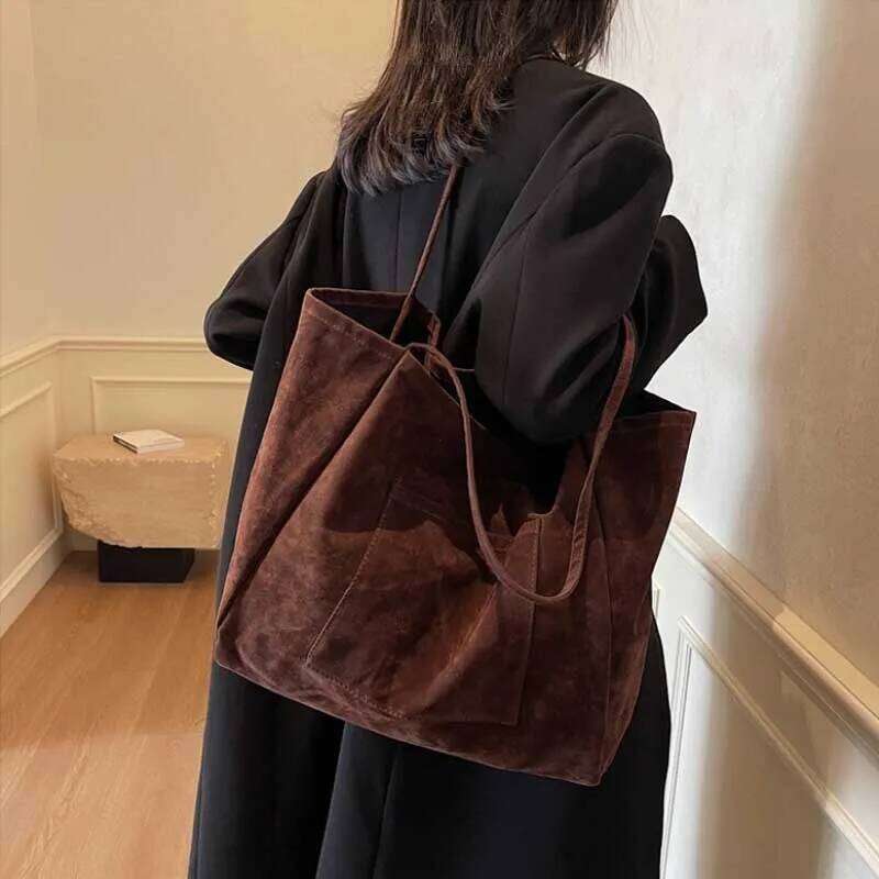 Retro Large Capacity Tote Women's 2025 Autumn Winter New Versatile Underarm Commuter Casual Office Ladies Bag Purses XJ260306