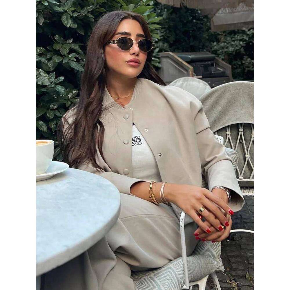 Bomber Light Pink Black Collar Jacket Women's Fashion Long Sleeve New Short Coat AKIKIYU