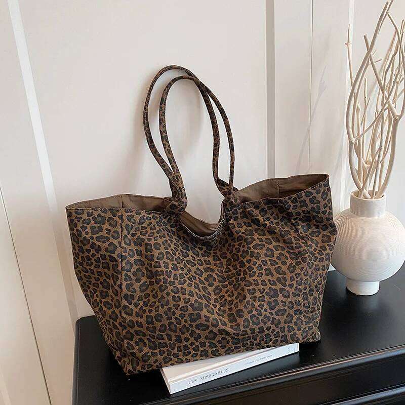 Fashionable Leopard Print Tote Women Leisure and Commuting Shoulder Large Simple Texture Storage Bag Casual Daily Use XJ260306