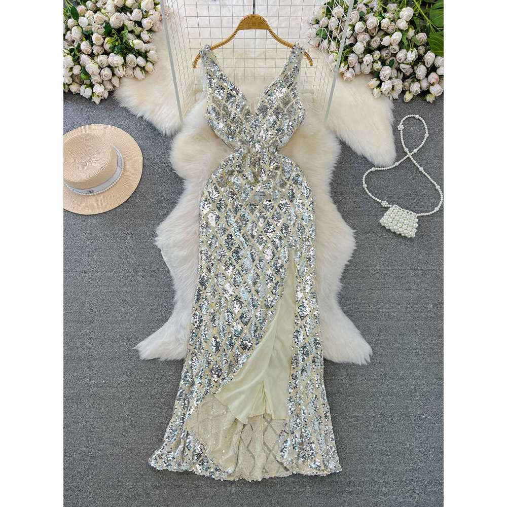 2026 Evening Dress Banquet Elegant Long Dress V-neck Waist Slimming Glitter Split and Tight Design