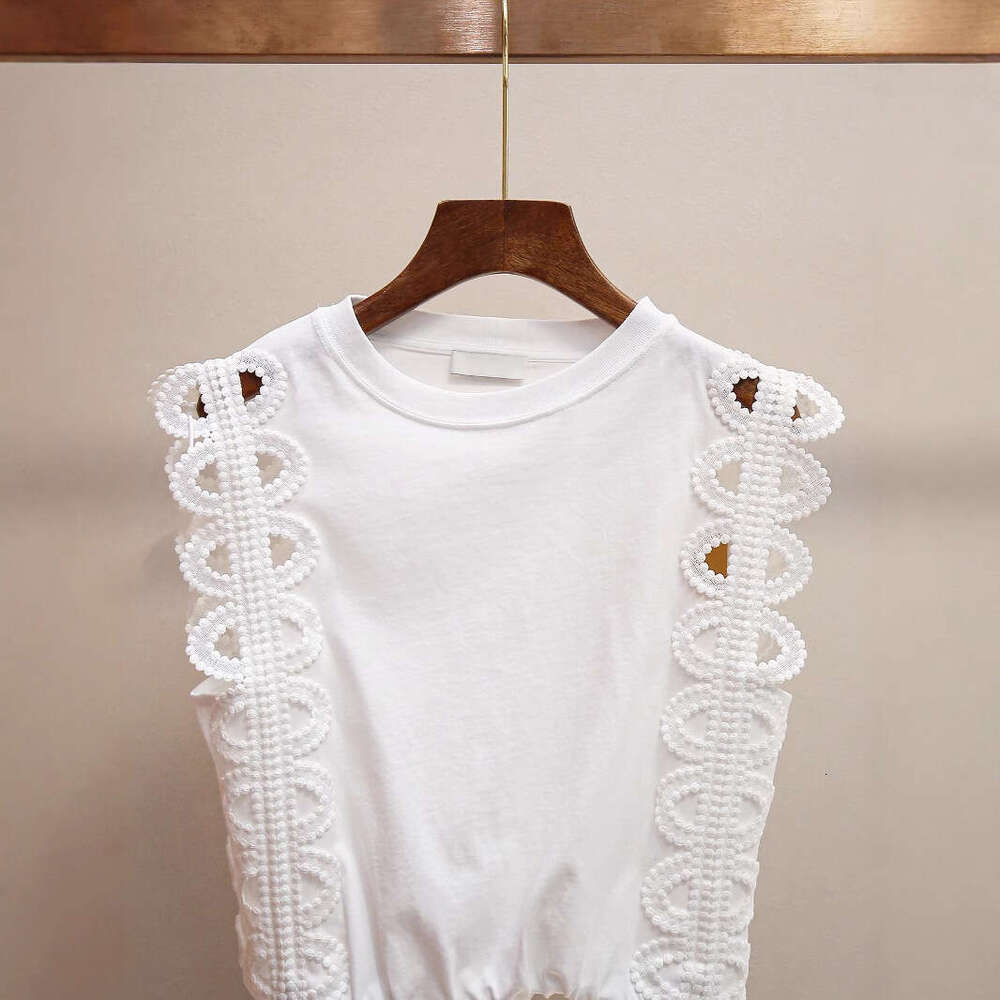 2026 high-end women's spring and summer new fashionable French design hollow out sleeveless short sleeved T-shirt top
