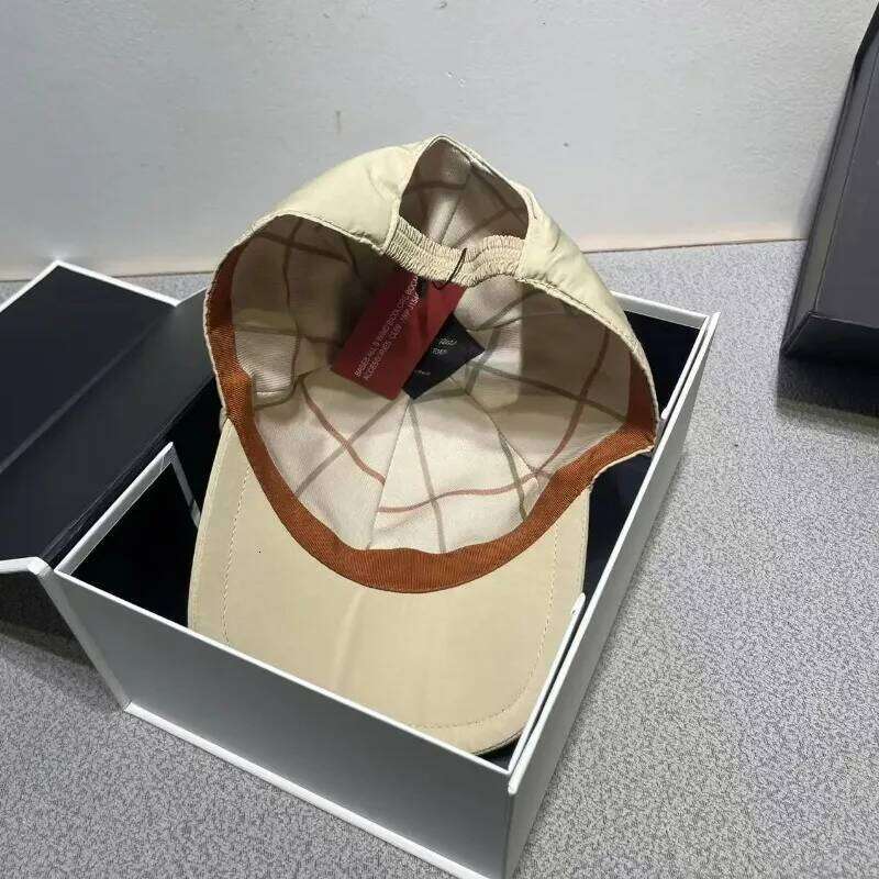 High-quality letter embroidery baseball cap, sun-protective beanie,casual versatile sun hat, suitable for both men and women Y260304