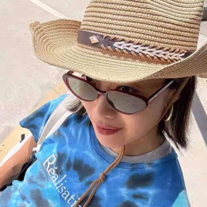 2pcs Retro Small Cat Eye Sunglasses for Women Men Rivet Design Fashion Triangle Sun Glasses Cute Style Multi Color Eyeglasses Z260306