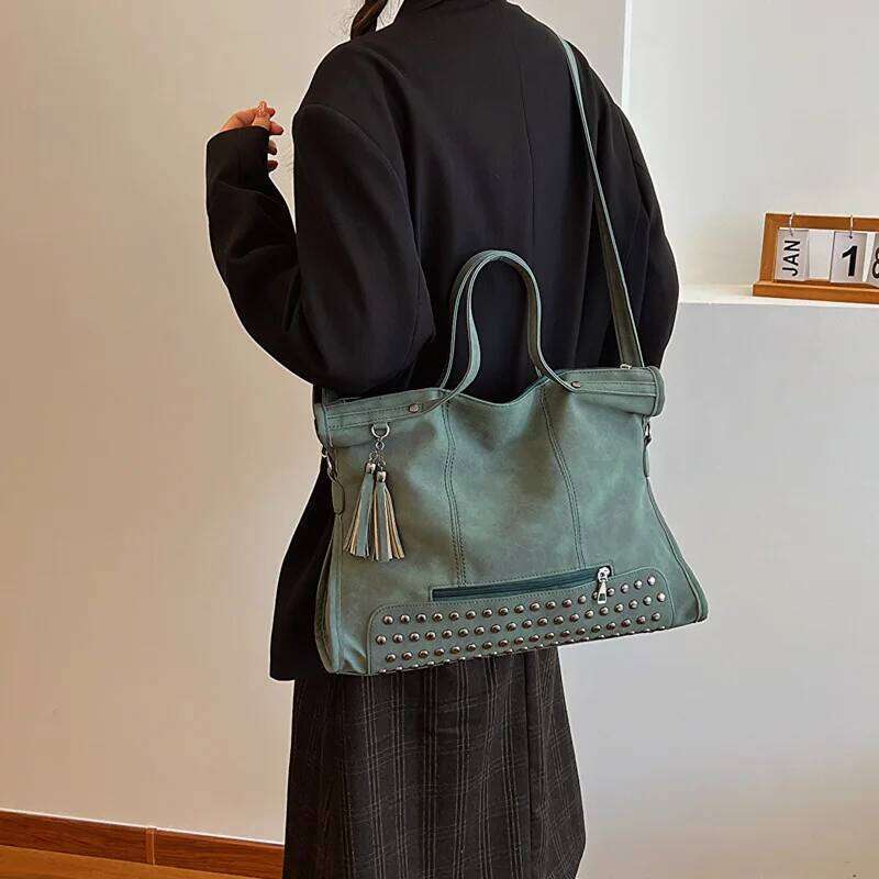 New 2023 rivet tassel motorcycle women's frosted hand-held shoulder tote designer luxury hand bag ladies XJ260306