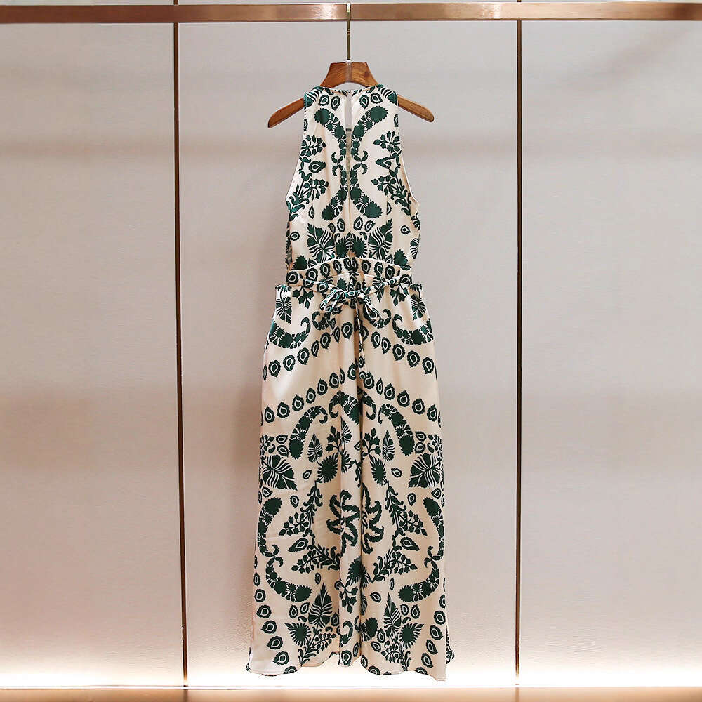 2026 Autumn New French Holiday Style Ethnic Printed Sleeveless Sexy Waist Long Lace Dress