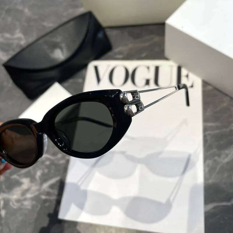 Fashionable Korean Style Cat Eye Sunglasses Unisex Square Frame UV Protection Sun Glasses Elegant Classic Retro Z260306