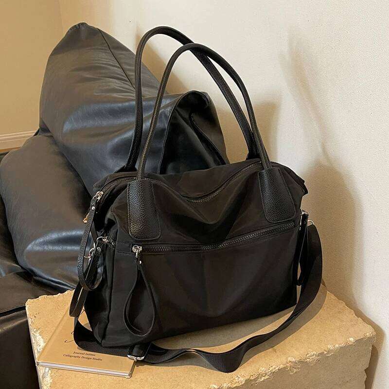 Large capacity, lightweight, simple and casual handbag, retro, fashionable, multi-functional shoulder bag, equipped with adjusta XJ260306