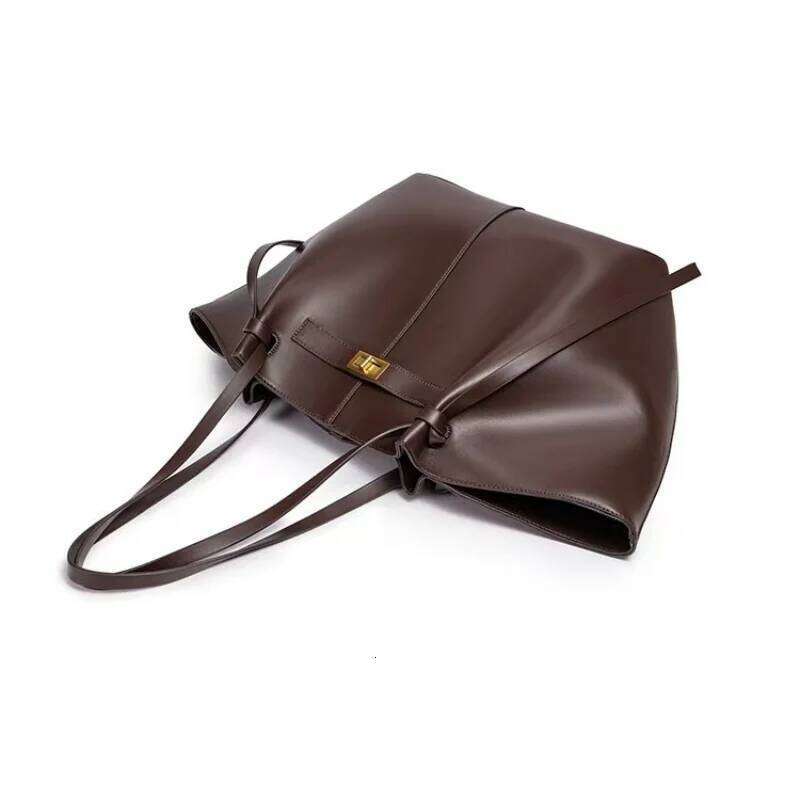 Fashion Metal Lock Design PU Leather Tote Bag for Women New Large Capacity Shopping Shoulder Female Versatile Underarm Bags XJ260306
