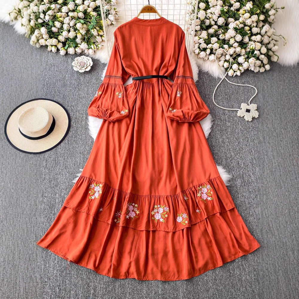 Designer ethnic style embroidered round neck women's lantern sleeve new single breasted A13 slim pleated long skirt