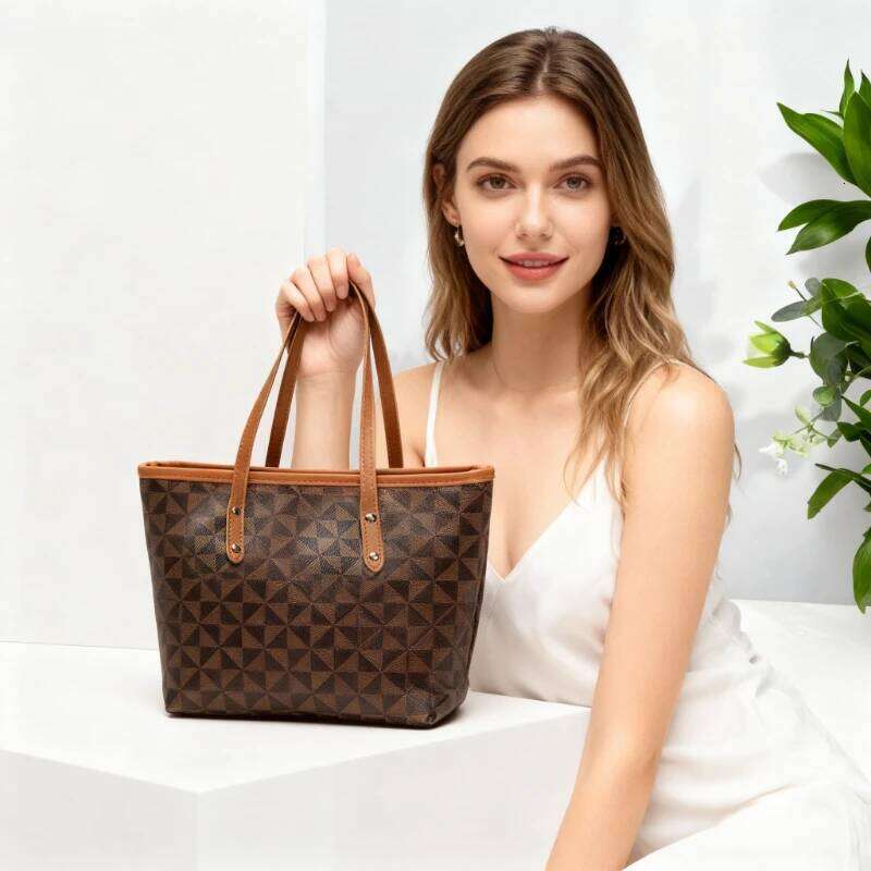 Triangle Print Fashionable Women's Commuting Handbag, Large Capacity, Zipper Handbag XJ260306