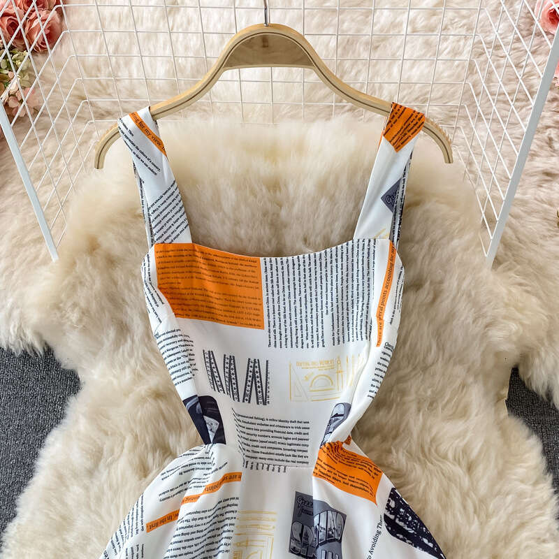 2026 Spring/Summer Strap Skirt Korean Elegance Waist Slim A12 Fit with Letter Print and Large Bottom