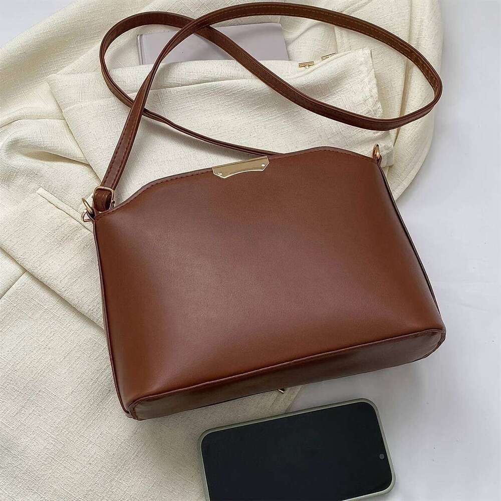 Classic Women's Solid Faux Leather Shoulder Adjustable Straps Stylish Shell Shape Crossbody Bag Zipper Closed Unlined Inside XJ260306