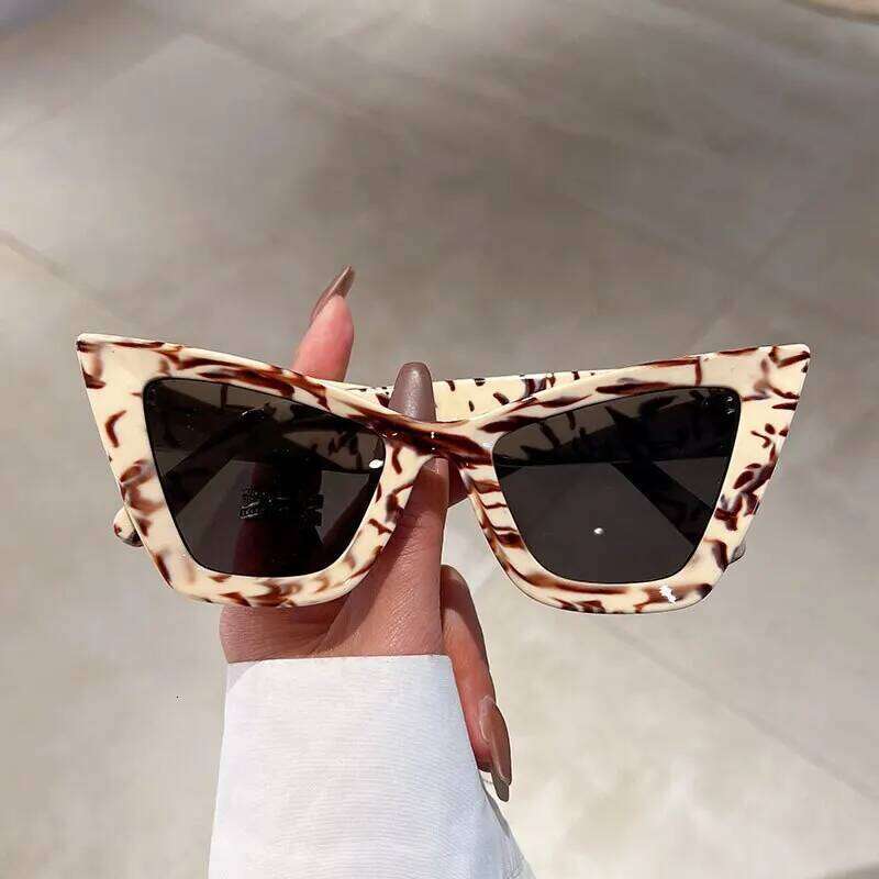 New Simple Cat Eye Full Frame Shades Trendy Fashion Colorful Female Hip-hop Eyewear Popular Brand Lady UV400 Sunglasses Z260306