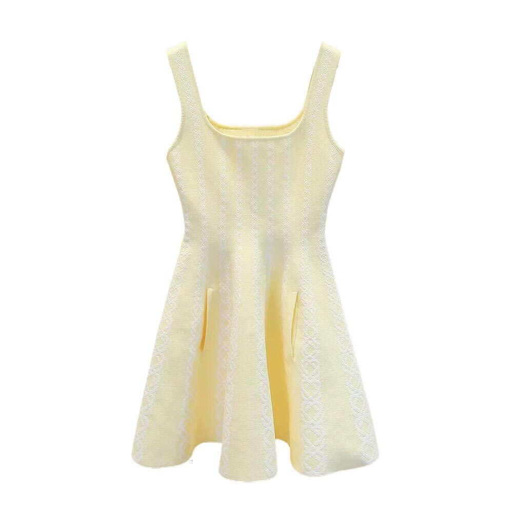 2026 Spring and Summer New Women's Elegant Style Sleeveless Waist Knitted Short Skirt with Open Collar Woolen Sweater