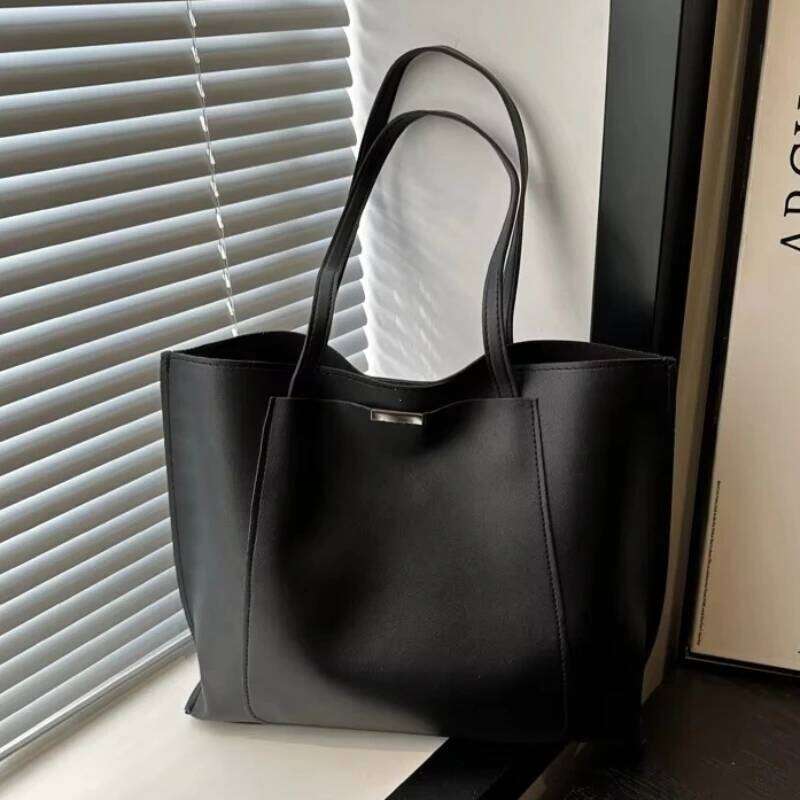 Large-capacity Trendy Tote Bag, New Retro Commuter Handbags, 2026 Winter Trend Korean Shoulder Bags for Women XJ260306