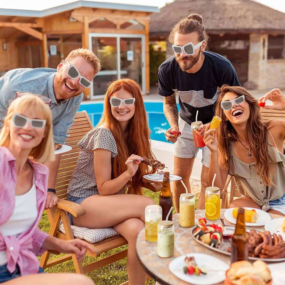 New Eyebrow Raising Sunglasses Men Women Stylish Irregular Funny Sun Glasses Outdoor Street creativity Photography Eyewear Z260306