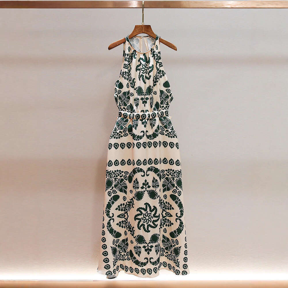 2026 Autumn New French Holiday Style Ethnic Printed Sleeveless Sexy Waist Long Lace Dress