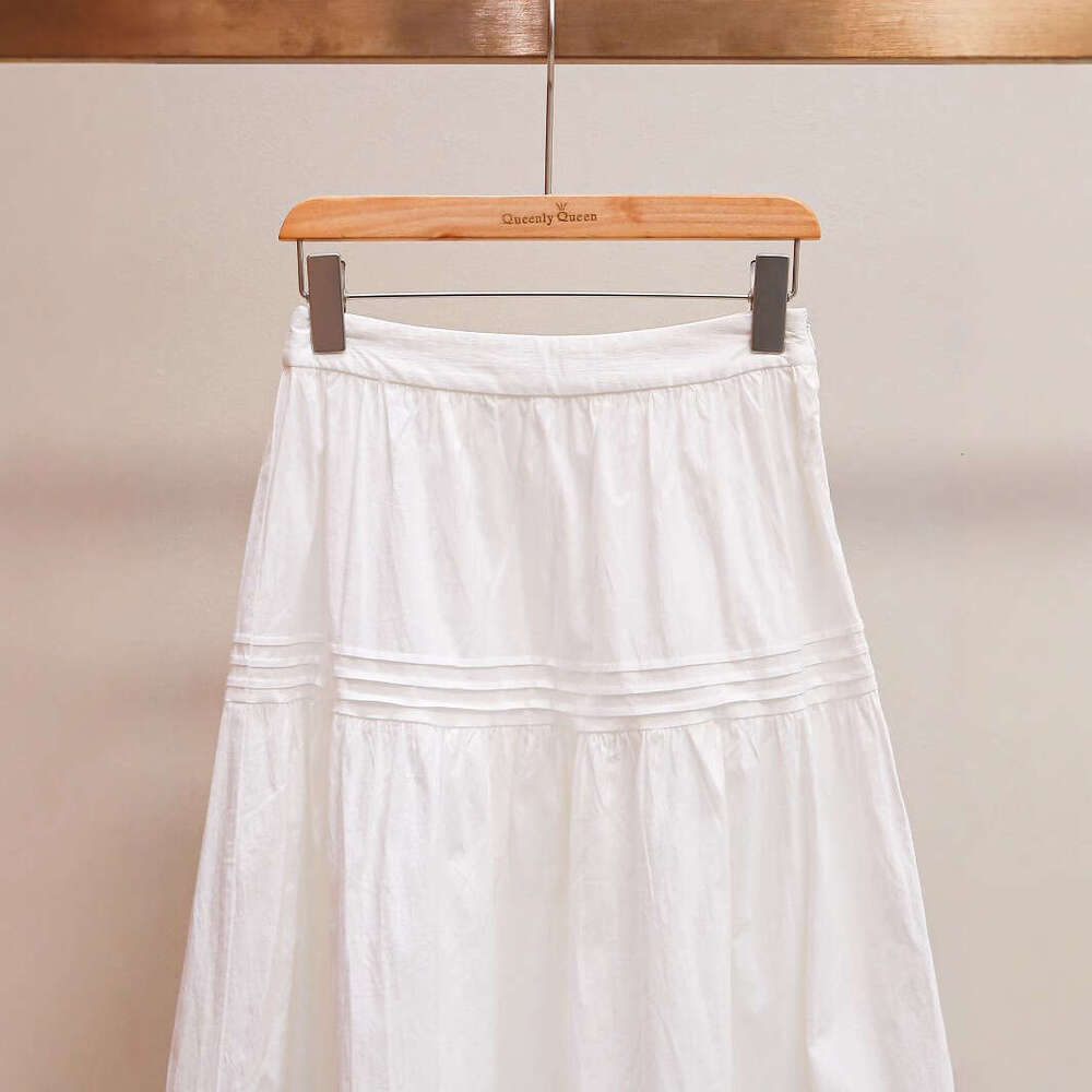 2026 Spring and Summer New French Sweet Cake Elegant and Casual Style High Waist Lace Hollow Half Skirt