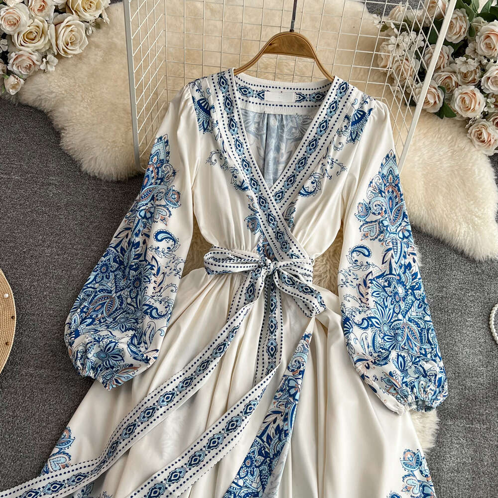2026 Spring and Autumn Fashion Puff Long Sleeve V-neck Waist Slimming A12 Tie Dyeing Celadon Printed Elegant Long Dress