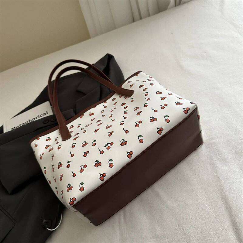 High-end and Stylish Large-capacity Women 2025 Fashionable Commuting Single-shoulder for College Students Tote Bag XJ260306