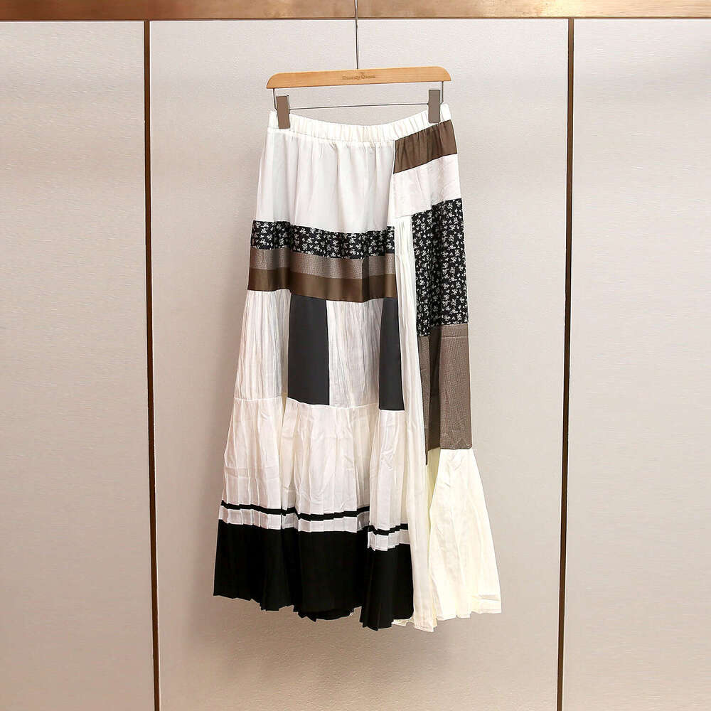 2026 designer high-end women's clothing autumn and winter new style French casual retro color block A-line pleated women's dress