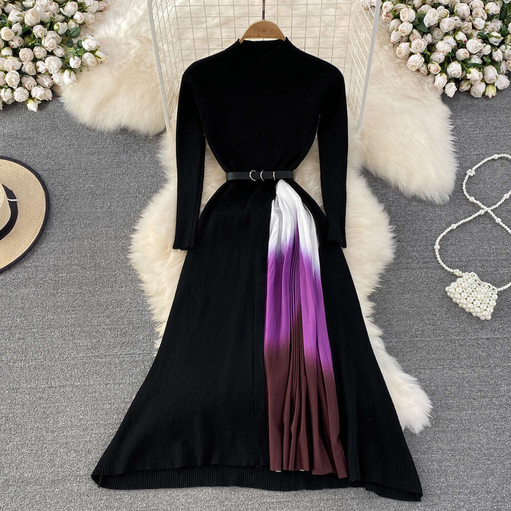 Designer's autumn and winter high-end light luxury elegant stand up collar knitted dress with gradient color pleated waist and large hem