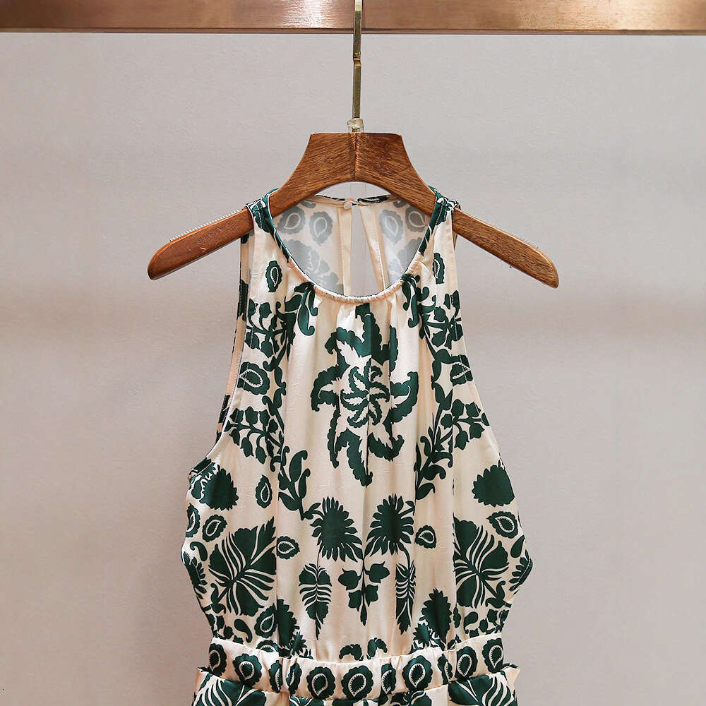 2026 Autumn New French Holiday Style Ethnic Printed Sleeveless Sexy Waist Long Lace Dress