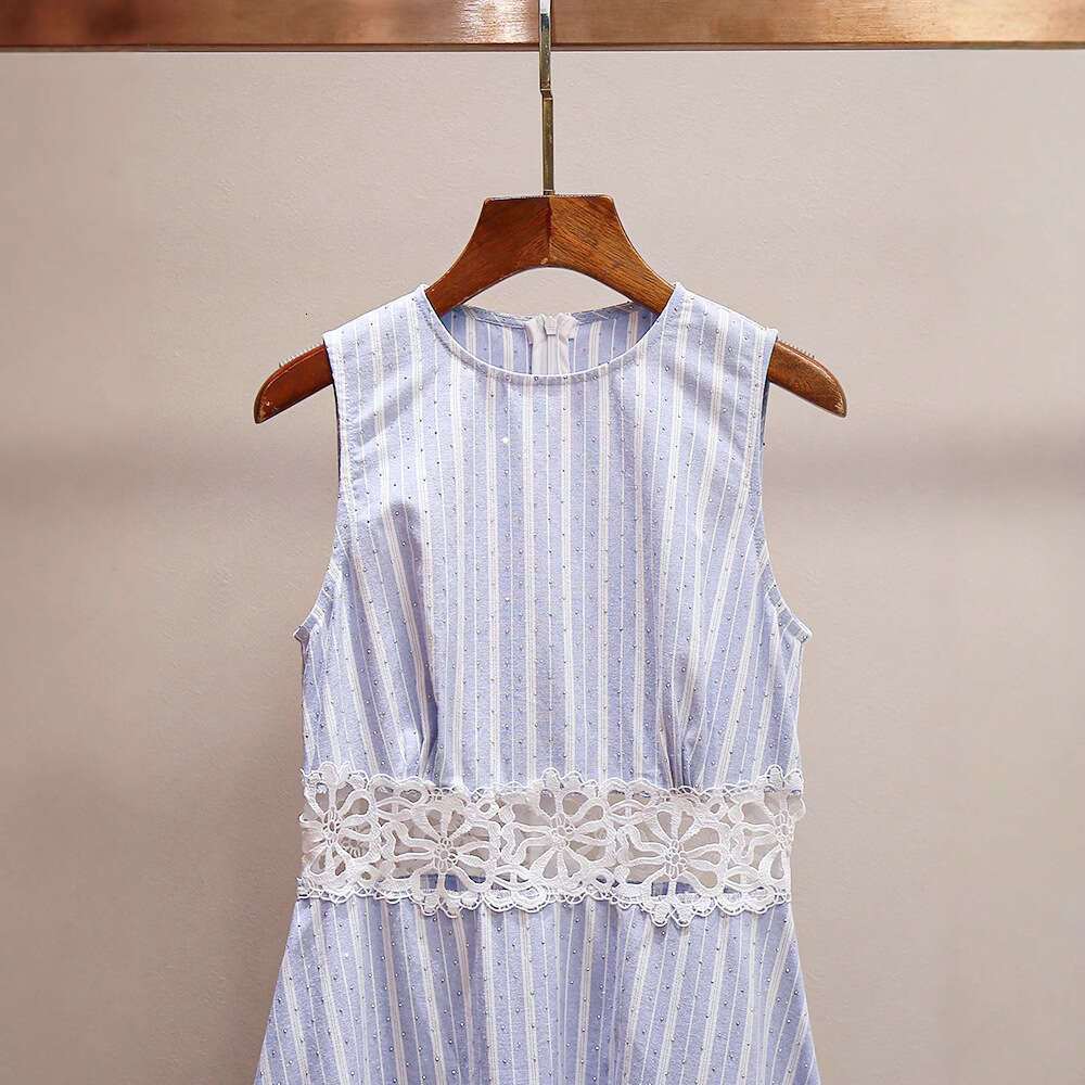 2026 Summer New Elegant Round Neck Sleeveless Embroidered Hollow Waist Starry Sky Diamond Inlaid Stripe Women's Dress
