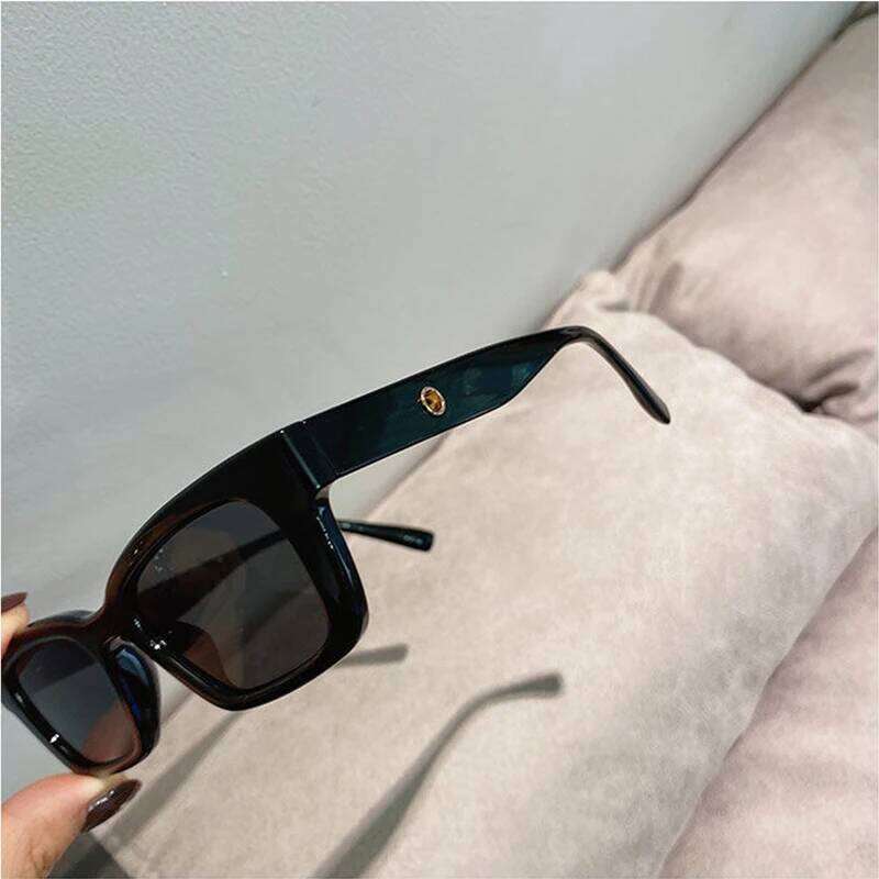 Female Dark Glasses, Solid Color Anti-UV Rectangular Sunglasses Eyewear for Outdoor Activities Z260306