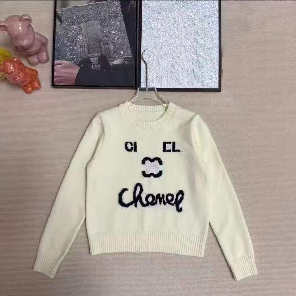 2026 New Sweaters Designer Women Jumper Knit Sweater Clothes Fashion Pullover Female Autumn Winter Clothing White Sleeves Elegant Casual Tops