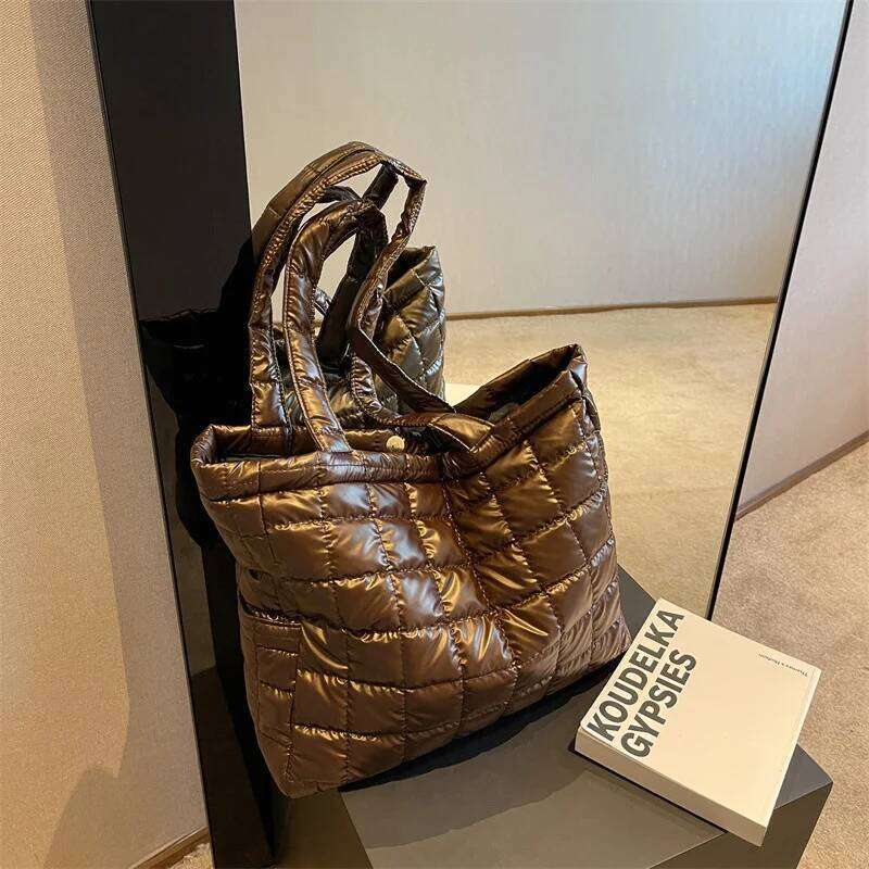 Winter Women Down Messenger Quilted Space Cotton Padded Tote Shoulder Bag Female Large Capacity Fluffy Top-handle Bags 2023 XJ260306