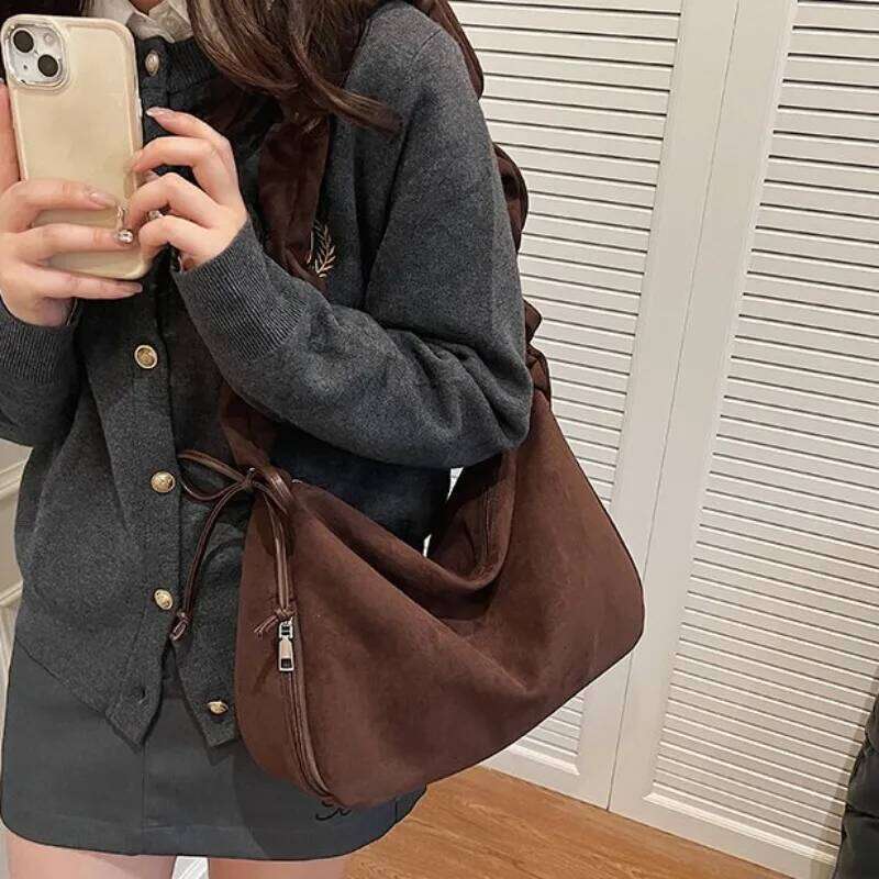 Suede Material 2026 New Shoulder Zipper Solid Color Simple Fashionable Crossbody Bag Soft Versatile Commuting Handbag XJ260306