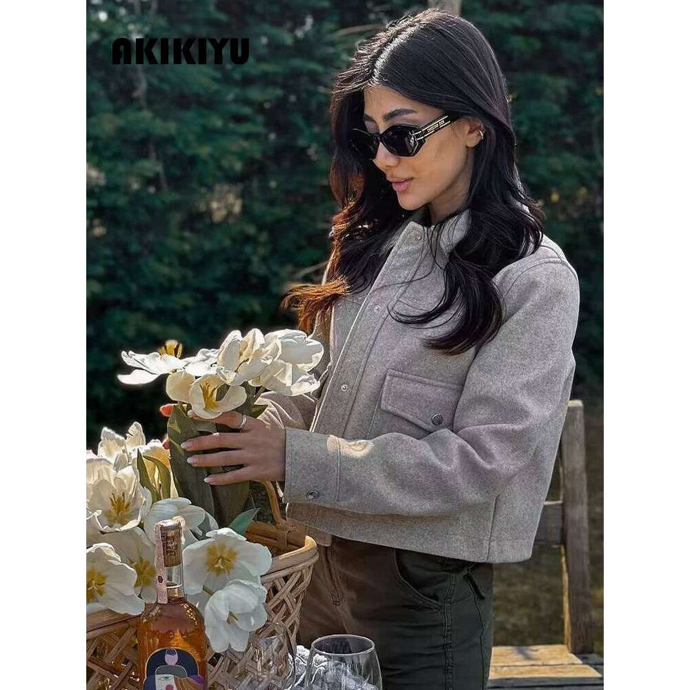 Jackets For Womens Autumn Fashion Solid Front Pockets Button Long Sleeve Jacket Elegant Woman Casual Outerwear Coat AKIKIYU