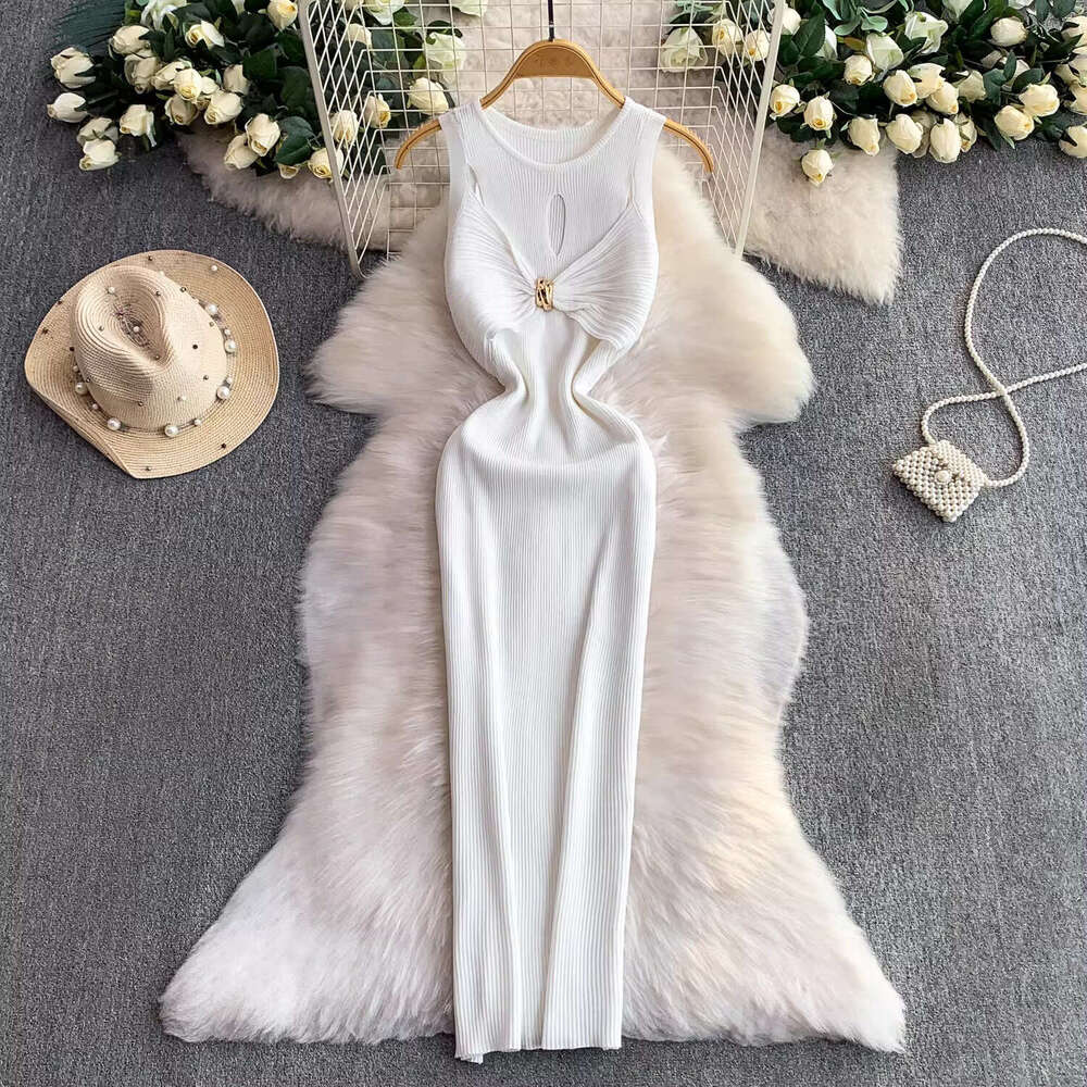 Designer socialite sexy hollow out round neck knitted women's fashionable metal buckle waist slimming long skirt