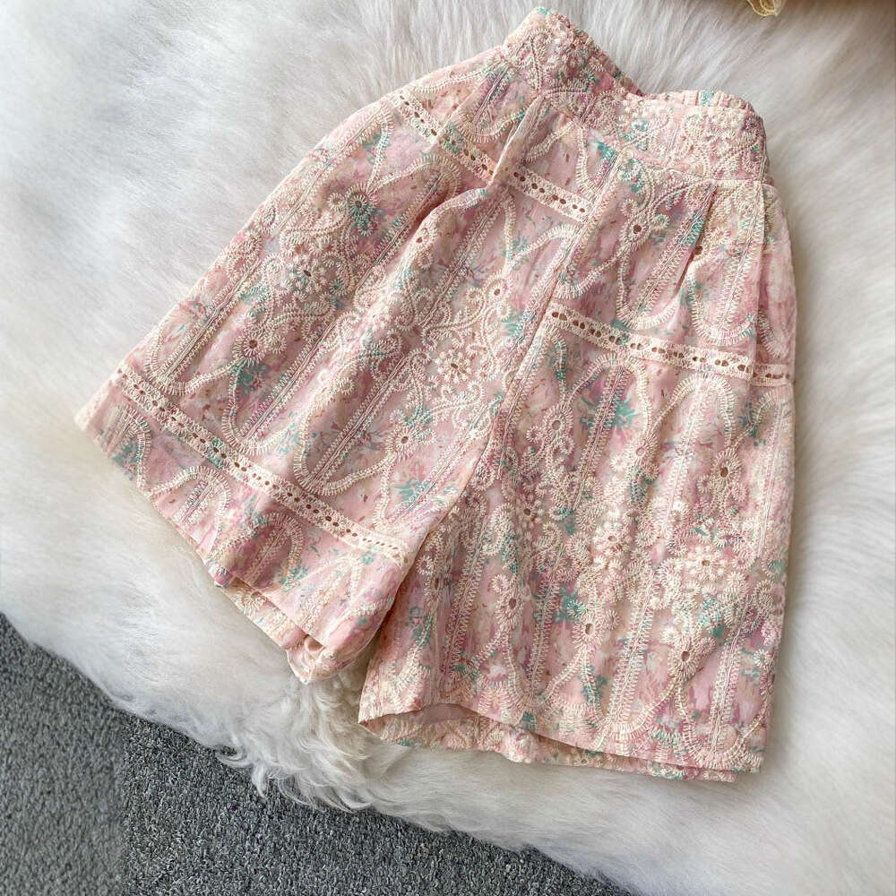 2026 Elegant Cross border Social Celebrity Style Heavy A13 Industry Lace Embroidery Young Round Neck Jacket High Waist Wide Leg Shorts