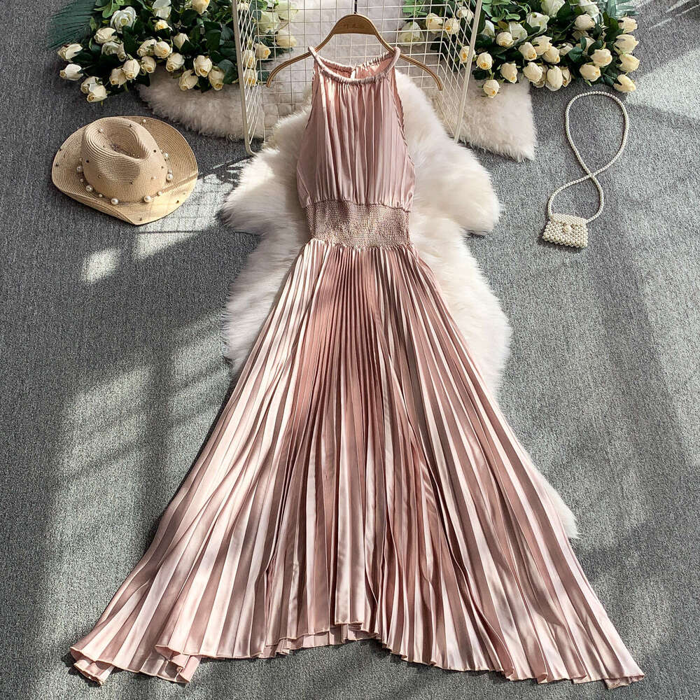 2026 designer elegant women's style high-end temperament women's suspender skirt summer elastic waist slimming long pleated skirt