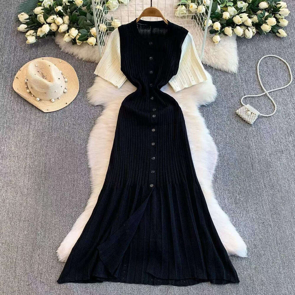 European and American women's short sleeved button knitted dress 2026 summer new French dress