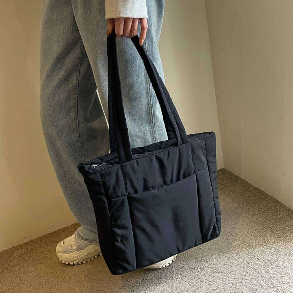 Women Shoulder Bag Solid Color Winter Puffer Large Capacity Fashion Laptop Handbags Simple Trendy Commuting Bags XJ260306