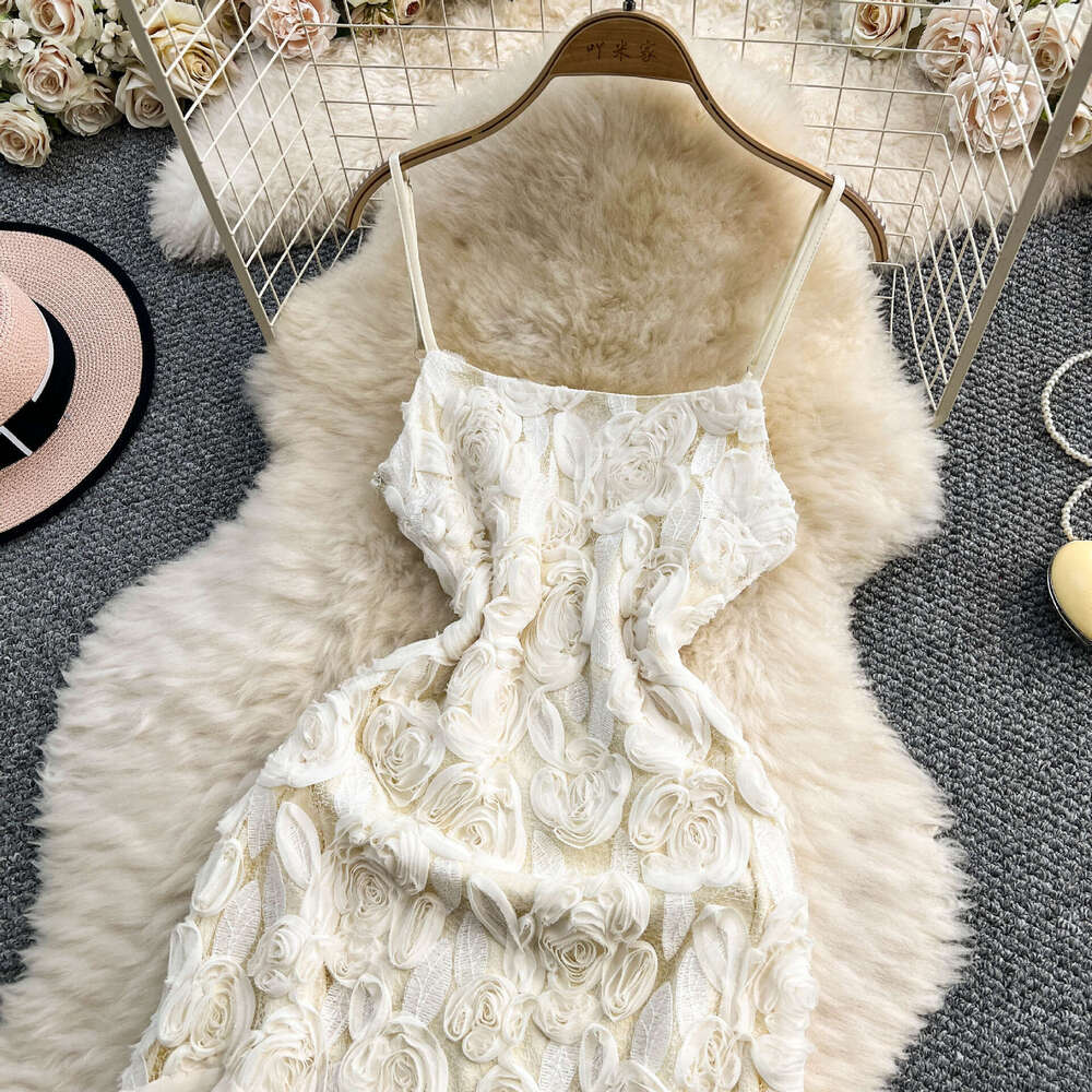 2026 designer French three-dimensional floral lace elegant women's vest dress summer new fish tail hem
