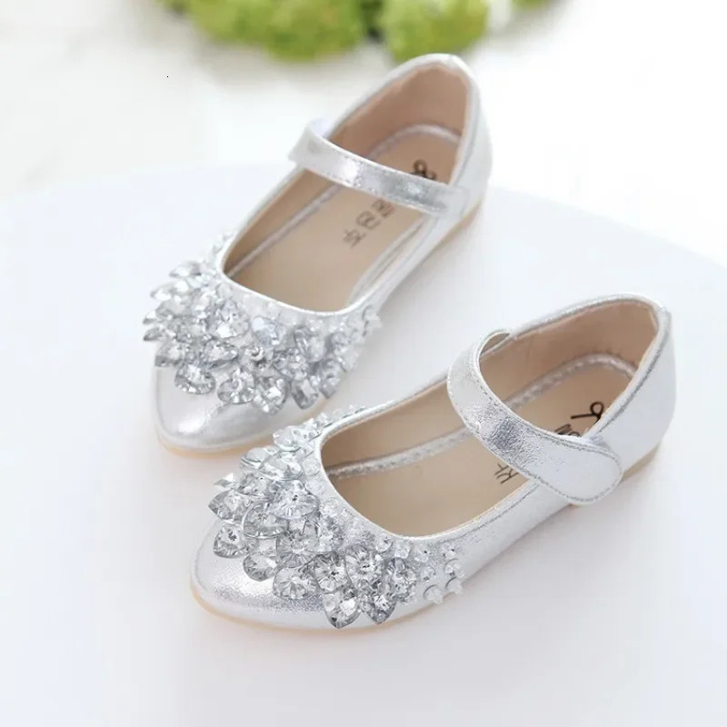 Girls Crystal Shiny Princess Shoes Kids Sweet Flats Performance Shoes Fashion Childrens Leather Shoes for Party Wedding 260302
