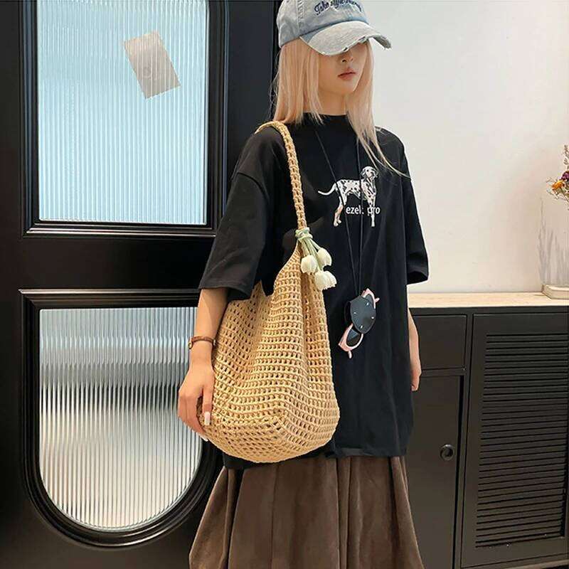 Trendy Sweet Crochet Shoulder Bag with Tulip Pendant Leisure Beach Hollow Handbag Women Vacation Casual Woven Totes XJ260306