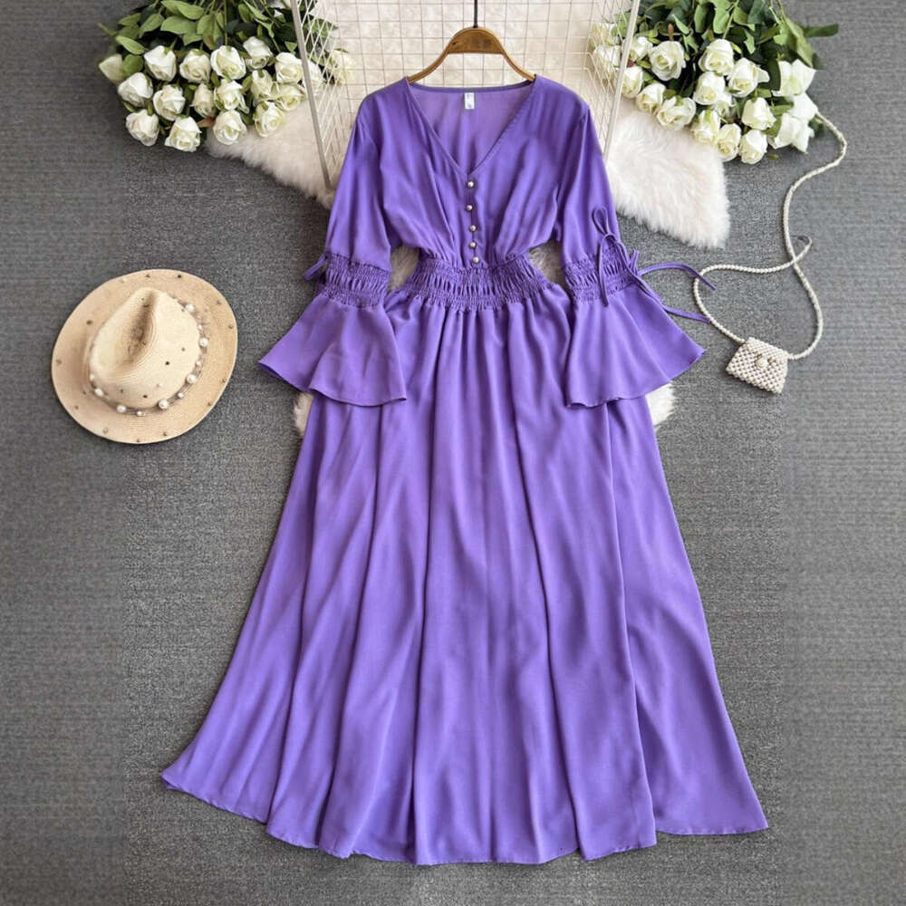 2026 Spring/Summer New V-neck Solid Color Chiffon Dress with Large Ruffle Sleeves, Slim Fit, Waist and Trumpet hem