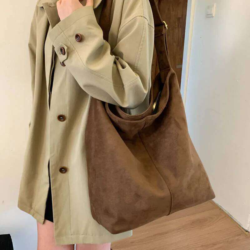 Vintage Suede Texture Simple Crossbody Tote Women New Korean Style Versatile Shoulder High Quality Commuter Storage Bag XJ260306