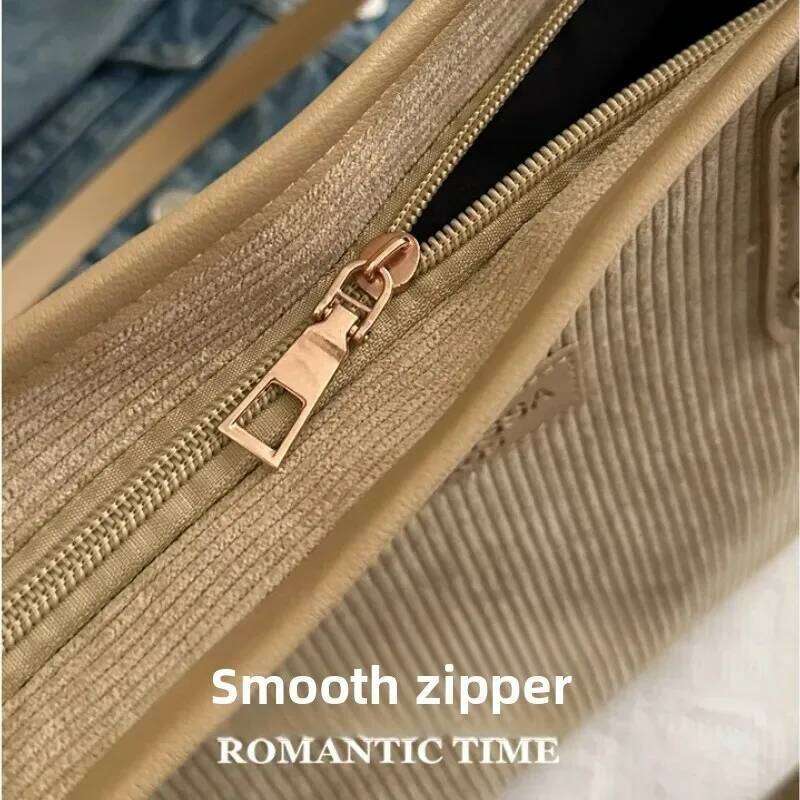 Women New Versatile Shoulder Large Capacity Corduroy Casual Handbags Korean Tote Bags for Commute Simple Female Stroage Bag XJ260306