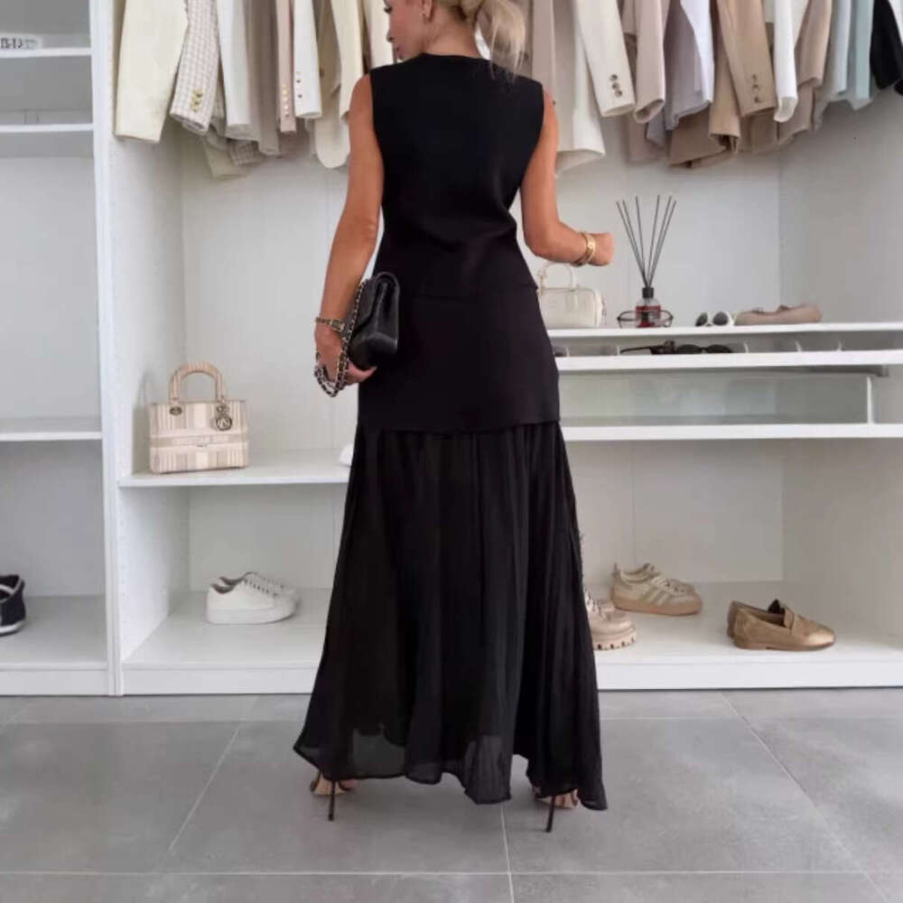 2026 Spring and A12 Summer French New Women's Fashion Knitted Tank Top and Thin Skirt Fashion Set