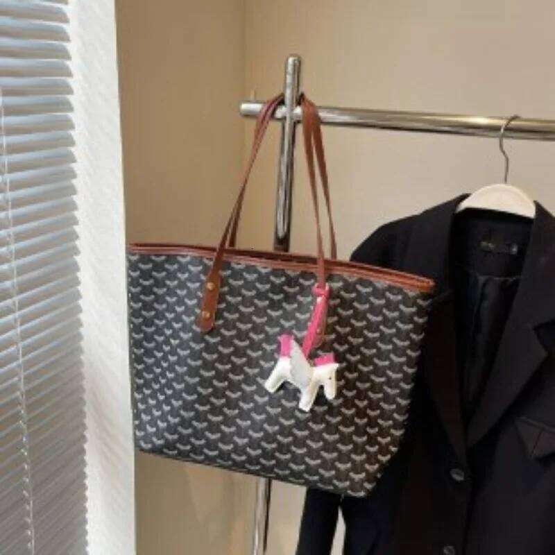 Elegant Crossbody Handbag Trendy Maillard Campus Style Students Cross Body Bag Commuting Portable Fashion Popular Unique XJ260306