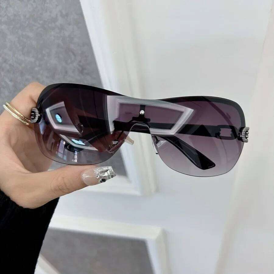 Casual Square Sunglasses Women Men Gradient Sun Glasses Female Male Brand Lovely Travel Outdoor Oculos De Sol Z260306