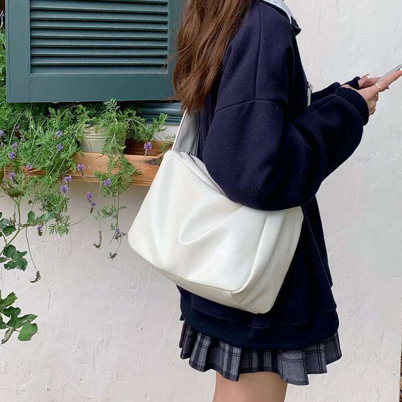 New Solid Color PU Soft Leather Women's Large Capacity Crossbody Small Commuter College Student Class Shoulder Totes Bag XJ260306